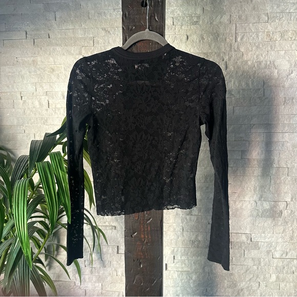 Aerie Essential Lace Layering T-Shirt Black Floral Mesh Size XS - Picture 6 of 7